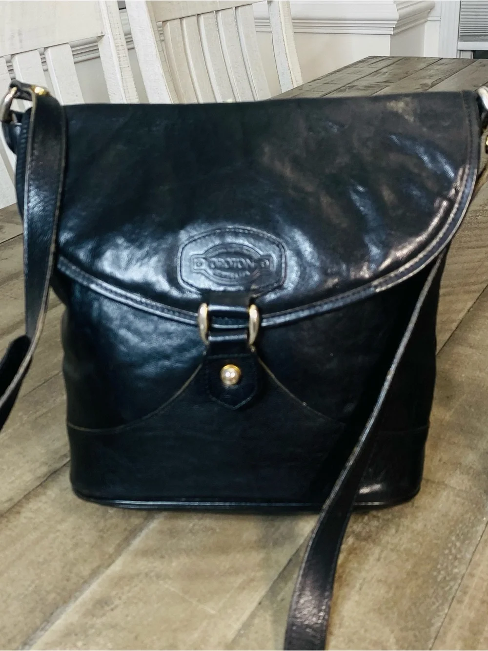 OROTON Australia BLACK LEATHER LOGO Flap Over CROSSBODY SHOULDER BAG BUCKET